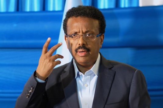 Madaxweynihii Hore Maxamed Cabdullaahi Farmaajo oo Sheegay in Xaalad Cakiran ay Magaalada Muqdisho ku Jirto.