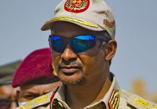 Kooxda RSF ee Dalka Suudaan oo isku dayeysa in ay Daboosho ama Duugto Xasuuqii ka dhacay Magaalada EL-FASHER.