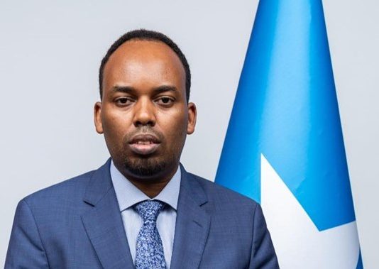 Xildhibaanadii ku Mateli lahaa Barlamaanka Bariga Bulshada Afrika oo Dawladda Soomaaliya Beenisay in la soo Celiyey.