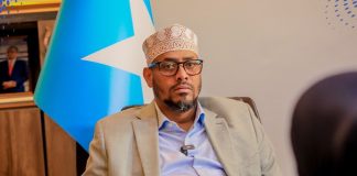 Maaulka Gobolka Gedo oo Sheegay in aan Laga Qaban Doonin Doorasho aan Leysku Raacsaneyn.