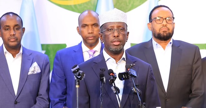 Mucaaradka uu Hoggaamiyo Madaxweyne Hore Sheekh Shariif oo Diiday in Mudaharaadku ka Dhaco Goobo Dawladdu Asteysay.