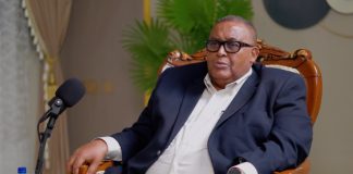 Ra’iisal Wasaare Hore Cumar Cabdirashiid oo Soo Jeediyey in Dawladda Federalka iyo Puntland Wada-hadal Yeeshaan.