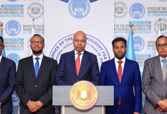 Nabad iyo Nolol ee Hogaamiyo Madaxweynehii Hore Farmaajo oo ka Horyimid Warqaddii ay Qoreen Kooxda la Baxday Golaha Mustaqbalka.