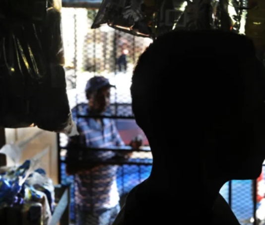 Somalis in South Africa say they would rather die in the country than return to Somalia.