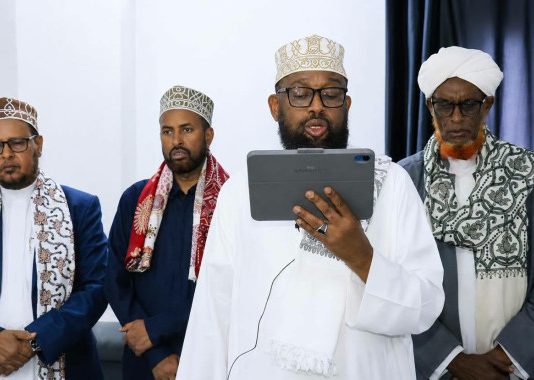 Somali scholars are warning of the dire consequences that could result from the destruction and looting of public land in Mogadishu, both in this world and the hereafter.