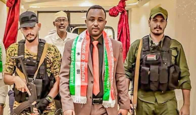 Wakiilkii Ganacsiga Somaliland oo Magaalada Sanca Laga Soo Musaafiriyey kadib Labo bilood ah Markuu Soo Qaatay.