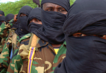 Dhalinyaro Xoolo Dhaqato ah oo Dilay Naftana Dhaafiyey Horjooge ka Tirsanaa Kooxda Al-shabaab.