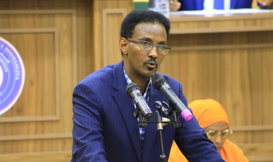 One of the members of the Upper House, Farhan Ali Hussein, demanded that the Ministers of Defense and Security be brought before the Upper House of Parliament.