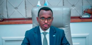 The open recruitment system for government jobs—which the Auditor General has rejected—contravenes the country’s laws and the independence of the Office of the Auditor General.